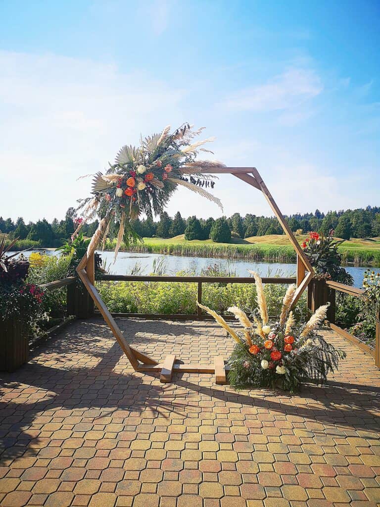 Sally & Kris – Riverway